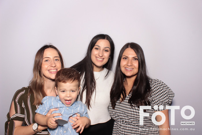 Dom's 30th | View more photos from the event at gallery.fotomachines.com.au/u/FOTOMachines/Doms-30th