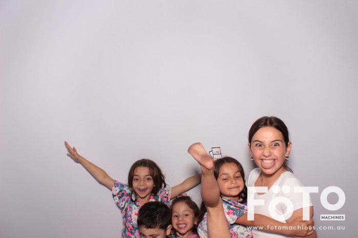 Dom's 30th | View more photos from the event at gallery.fotomachines.com.au/u/FOTOMachines/Doms-30th