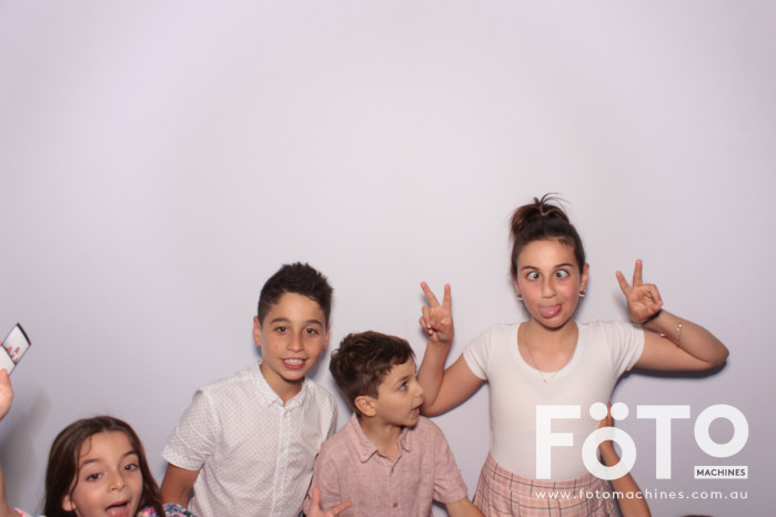 Dom's 30th | View more photos from the event at gallery.fotomachines.com.au/u/FOTOMachines/Doms-30th