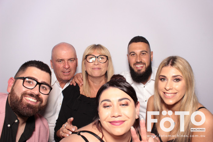 Dom's 30th | View more photos from the event at gallery.fotomachines.com.au/u/FOTOMachines/Doms-30th