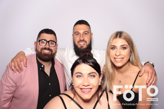 Dom's 30th | View more photos from the event at gallery.fotomachines.com.au/u/FOTOMachines/Doms-30th