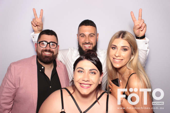 Dom's 30th | View more photos from the event at gallery.fotomachines.com.au/u/FOTOMachines/Doms-30th