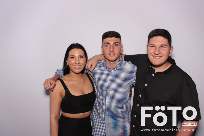 Dom's 30th | View more photos from the event at gallery.fotomachines.com.au/u/FOTOMachines/Doms-30th