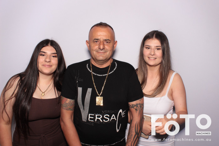 Dom's 30th | View more photos from the event at gallery.fotomachines.com.au/u/FOTOMachines/Doms-30th