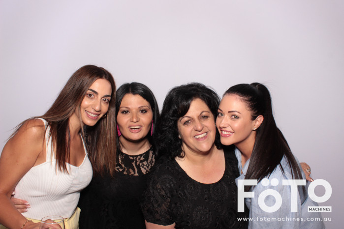 Dom's 30th | View more photos from the event at gallery.fotomachines.com.au/u/FOTOMachines/Doms-30th