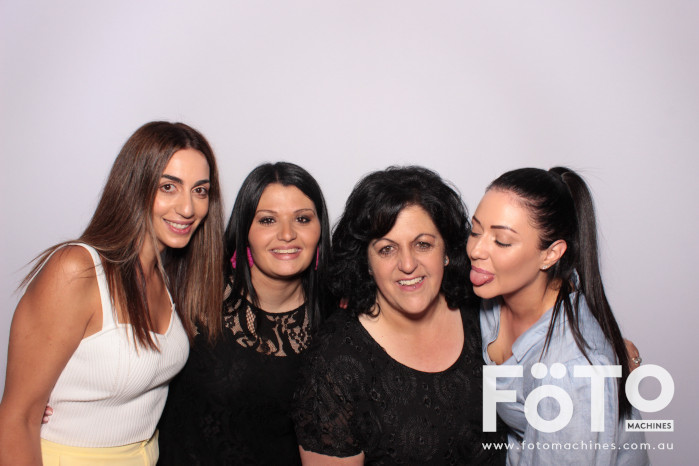 Dom's 30th | View more photos from the event at gallery.fotomachines.com.au/u/FOTOMachines/Doms-30th