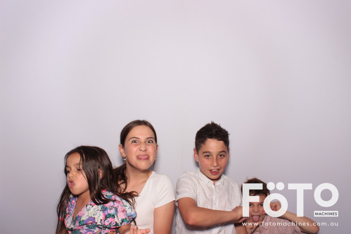 Dom's 30th | View more photos from the event at gallery.fotomachines.com.au/u/FOTOMachines/Doms-30th