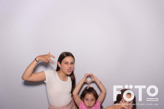 Dom's 30th | View more photos from the event at gallery.fotomachines.com.au/u/FOTOMachines/Doms-30th