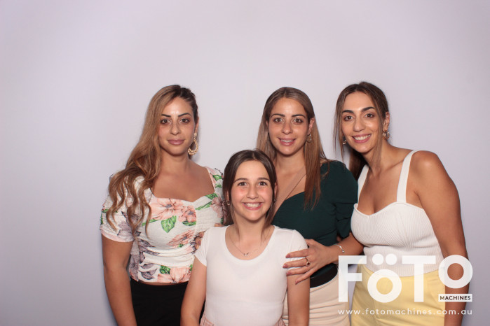 Dom's 30th | View more photos from the event at gallery.fotomachines.com.au/u/FOTOMachines/Doms-30th