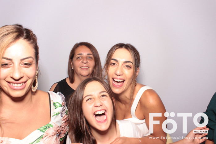 Dom's 30th | View more photos from the event at gallery.fotomachines.com.au/u/FOTOMachines/Doms-30th