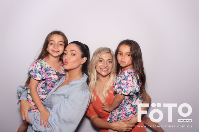 Dom's 30th | View more photos from the event at gallery.fotomachines.com.au/u/FOTOMachines/Doms-30th