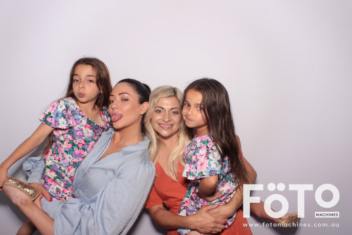 Dom's 30th | View more photos from the event at gallery.fotomachines.com.au/u/FOTOMachines/Doms-30th