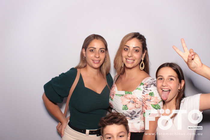 Dom's 30th | View more photos from the event at gallery.fotomachines.com.au/u/FOTOMachines/Doms-30th