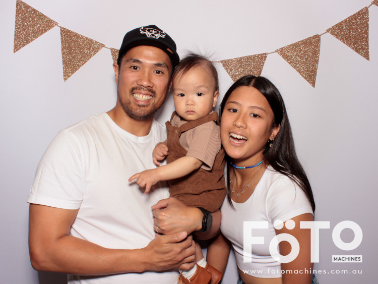 Harry's 1st Birthday | View more photos from the event at gallery.fotomachines.com.au/u/FOTOMachines/Harrys-1st-Birthday