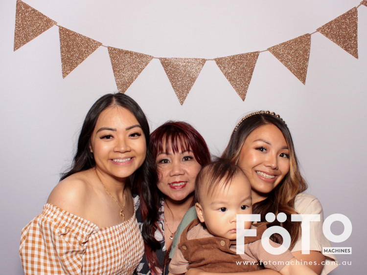 Harry's 1st Birthday | View more photos from the event at gallery.fotomachines.com.au/u/FOTOMachines/Harrys-1st-Birthday