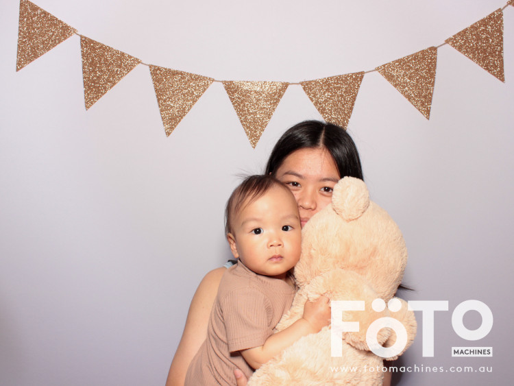 Harry's 1st Birthday | View more photos from the event at gallery.fotomachines.com.au/u/FOTOMachines/Harrys-1st-Birthday