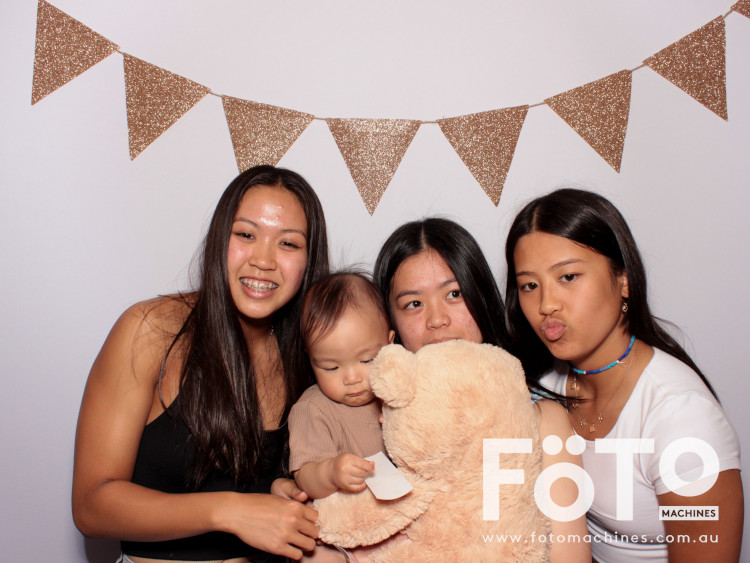 Harry's 1st Birthday | View more photos from the event at gallery.fotomachines.com.au/u/FOTOMachines/Harrys-1st-Birthday