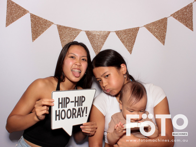 Harry's 1st Birthday | View more photos from the event at gallery.fotomachines.com.au/u/FOTOMachines/Harrys-1st-Birthday