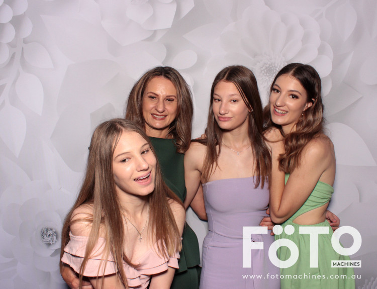 Nick & Jess' Wedding | View more photos from the event at gallery.fotomachines.com.au/u/FOTOMachines/Nick-Jess-Wedding