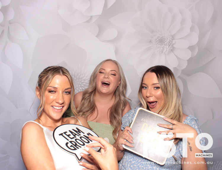 Nick & Jess' Wedding | View more photos from the event at gallery.fotomachines.com.au/u/FOTOMachines/Nick-Jess-Wedding