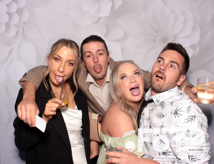 Nick & Jess' Wedding | View more photos from the event at v1.boothgallery.com/u/FOTOMachines/Nick-Jess-Wedding