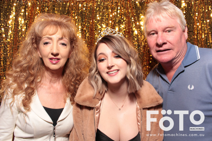 Nikki's 21st | View more photos from the event at gallery.fotomachines.com.au/u/FOTOMachines/Nikkis-21st