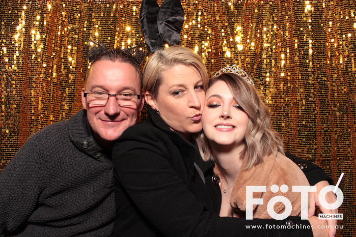 Nikki's 21st | View more photos from the event at gallery.fotomachines.com.au/u/FOTOMachines/Nikkis-21st