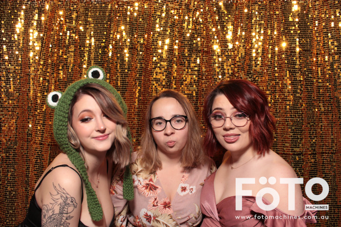 Nikki's 21st | View more photos from the event at gallery.fotomachines.com.au/u/FOTOMachines/Nikkis-21st