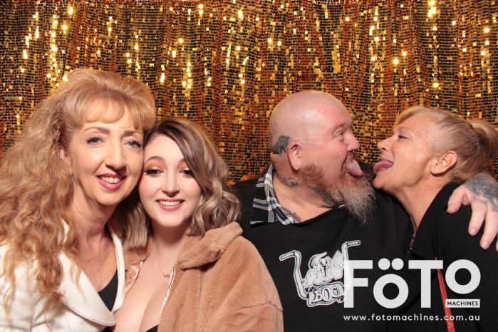 Nikki's 21st | View more photos from the event at gallery.fotomachines.com.au/u/FOTOMachines/Nikkis-21st