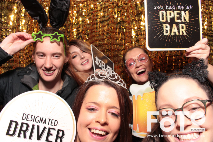 Nikki's 21st | View more photos from the event at gallery.fotomachines.com.au/u/FOTOMachines/Nikkis-21st