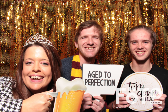 Nikki's 21st | View more photos from the event at gallery.fotomachines.com.au/u/FOTOMachines/Nikkis-21st