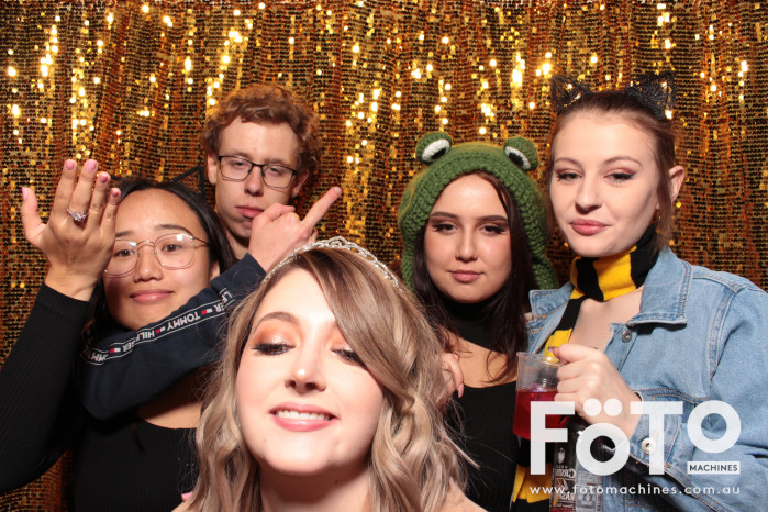 Nikki's 21st | View more photos from the event at gallery.fotomachines.com.au/u/FOTOMachines/Nikkis-21st