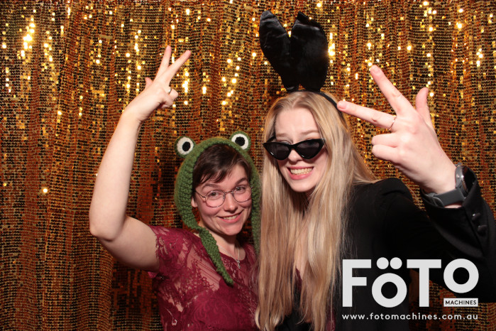 Nikki's 21st | View more photos from the event at gallery.fotomachines.com.au/u/FOTOMachines/Nikkis-21st