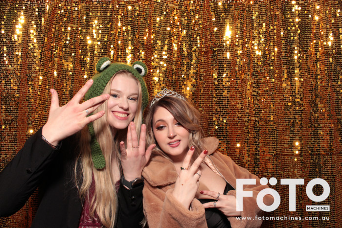 Nikki's 21st | View more photos from the event at gallery.fotomachines.com.au/u/FOTOMachines/Nikkis-21st