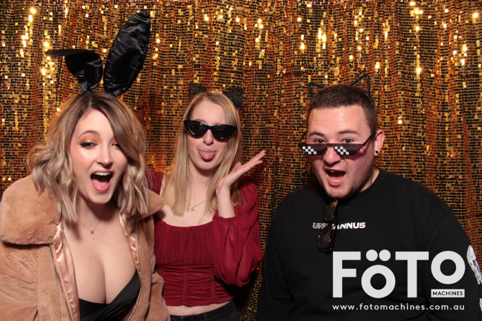 Nikki's 21st | View more photos from the event at gallery.fotomachines.com.au/u/FOTOMachines/Nikkis-21st