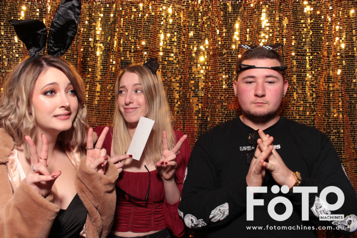 Nikki's 21st | View more photos from the event at gallery.fotomachines.com.au/u/FOTOMachines/Nikkis-21st