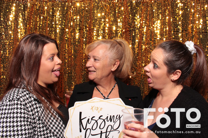 Nikki's 21st | View more photos from the event at gallery.fotomachines.com.au/u/FOTOMachines/Nikkis-21st