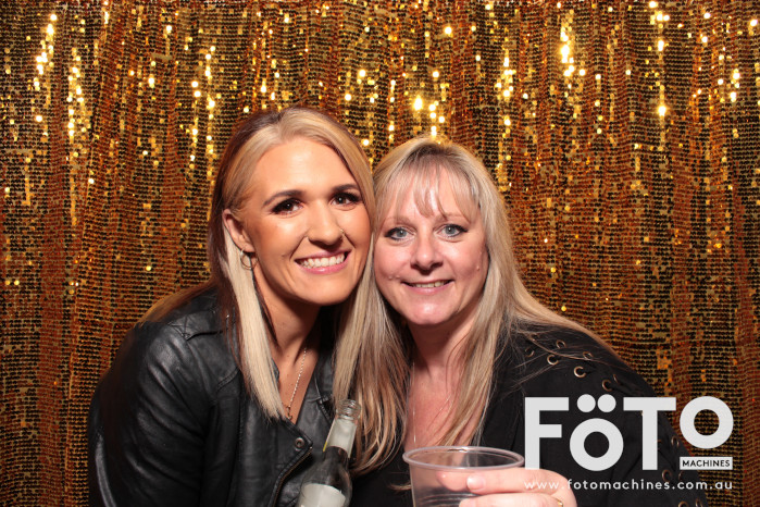 Nikki's 21st | View more photos from the event at gallery.fotomachines.com.au/u/FOTOMachines/Nikkis-21st