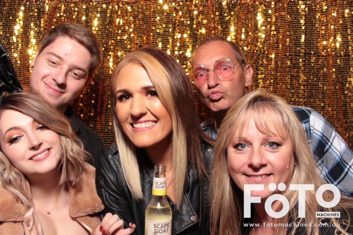 Nikki's 21st | View more photos from the event at gallery.fotomachines.com.au/u/FOTOMachines/Nikkis-21st