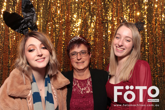 Nikki's 21st | View more photos from the event at gallery.fotomachines.com.au/u/FOTOMachines/Nikkis-21st