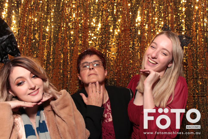 Nikki's 21st | View more photos from the event at gallery.fotomachines.com.au/u/FOTOMachines/Nikkis-21st