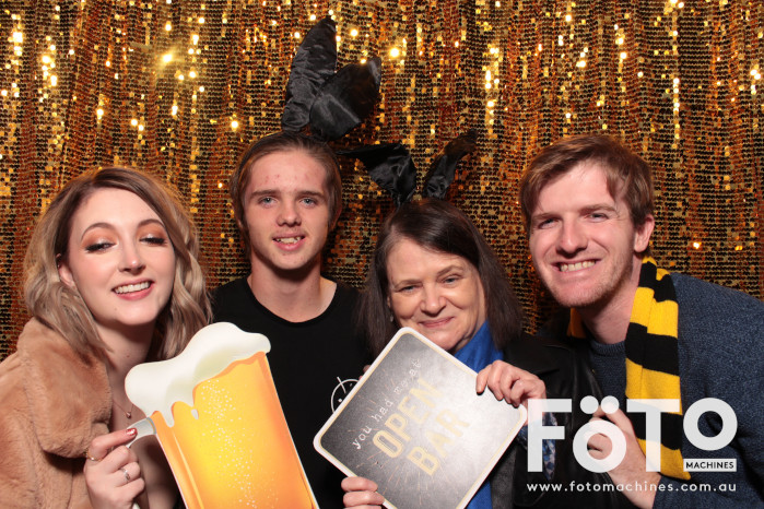 Nikki's 21st | View more photos from the event at gallery.fotomachines.com.au/u/FOTOMachines/Nikkis-21st