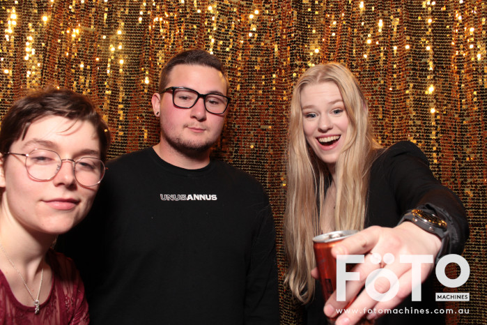 Nikki's 21st | View more photos from the event at gallery.fotomachines.com.au/u/FOTOMachines/Nikkis-21st