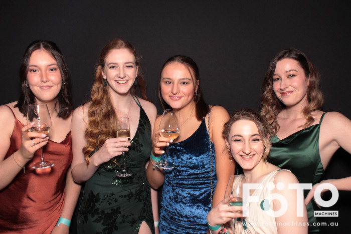 PSA Psych Ball 2021 | View more photos from the event at gallery.fotomachines.com.au/u/FOTOMachines/PSA-Psych-Ball-2021