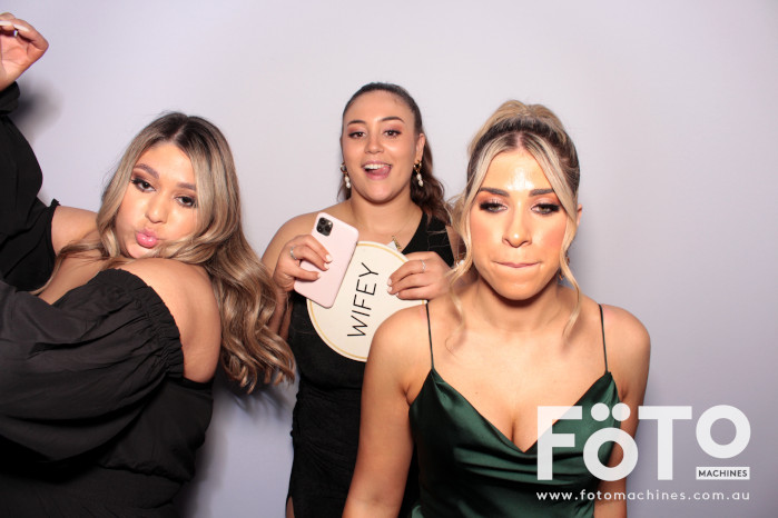 Carmine & Georgina's Wedding | View more photos from the event at gallery.fotomachines.com.au/u/FOTOMachines/Carmine-Georginas-Wedding