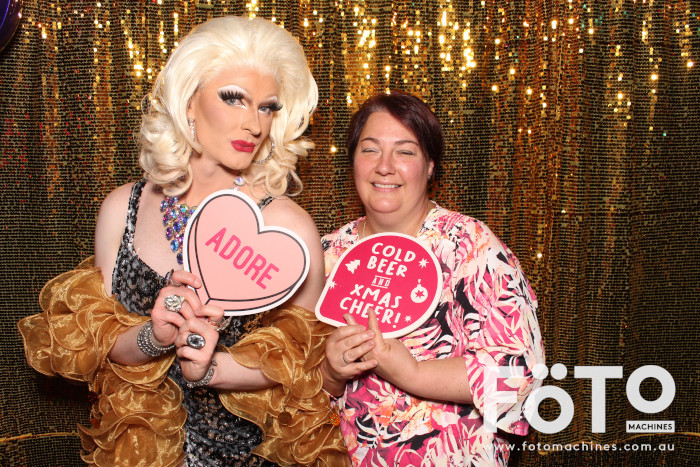 Coopers Christmas Party | View more photos from the event at gallery.fotomachines.com.au/u/FOTOMachines/Coopers-Christmas-Party