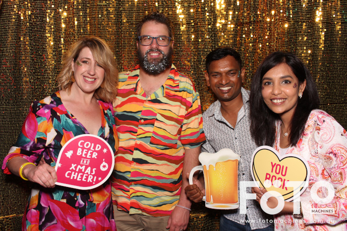 Coopers Christmas Party | View more photos from the event at gallery.fotomachines.com.au/u/FOTOMachines/Coopers-Christmas-Party