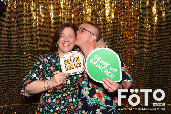 Coopers Christmas Party | View more photos from the event at gallery.fotomachines.com.au/u/FOTOMachines/Coopers-Christmas-Party