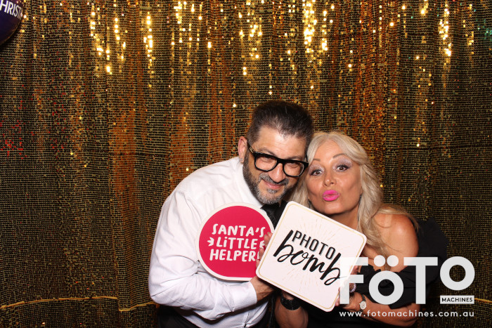 Coopers Christmas Party | View more photos from the event at gallery.fotomachines.com.au/u/FOTOMachines/Coopers-Christmas-Party