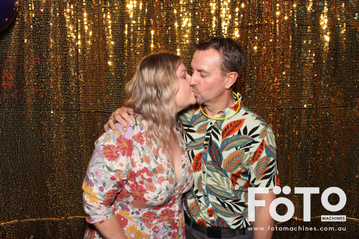 Coopers Christmas Party | View more photos from the event at gallery.fotomachines.com.au/u/FOTOMachines/Coopers-Christmas-Party